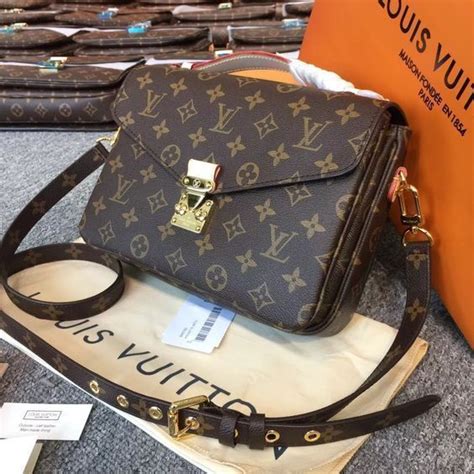 Louis Vuitton Recensioni 